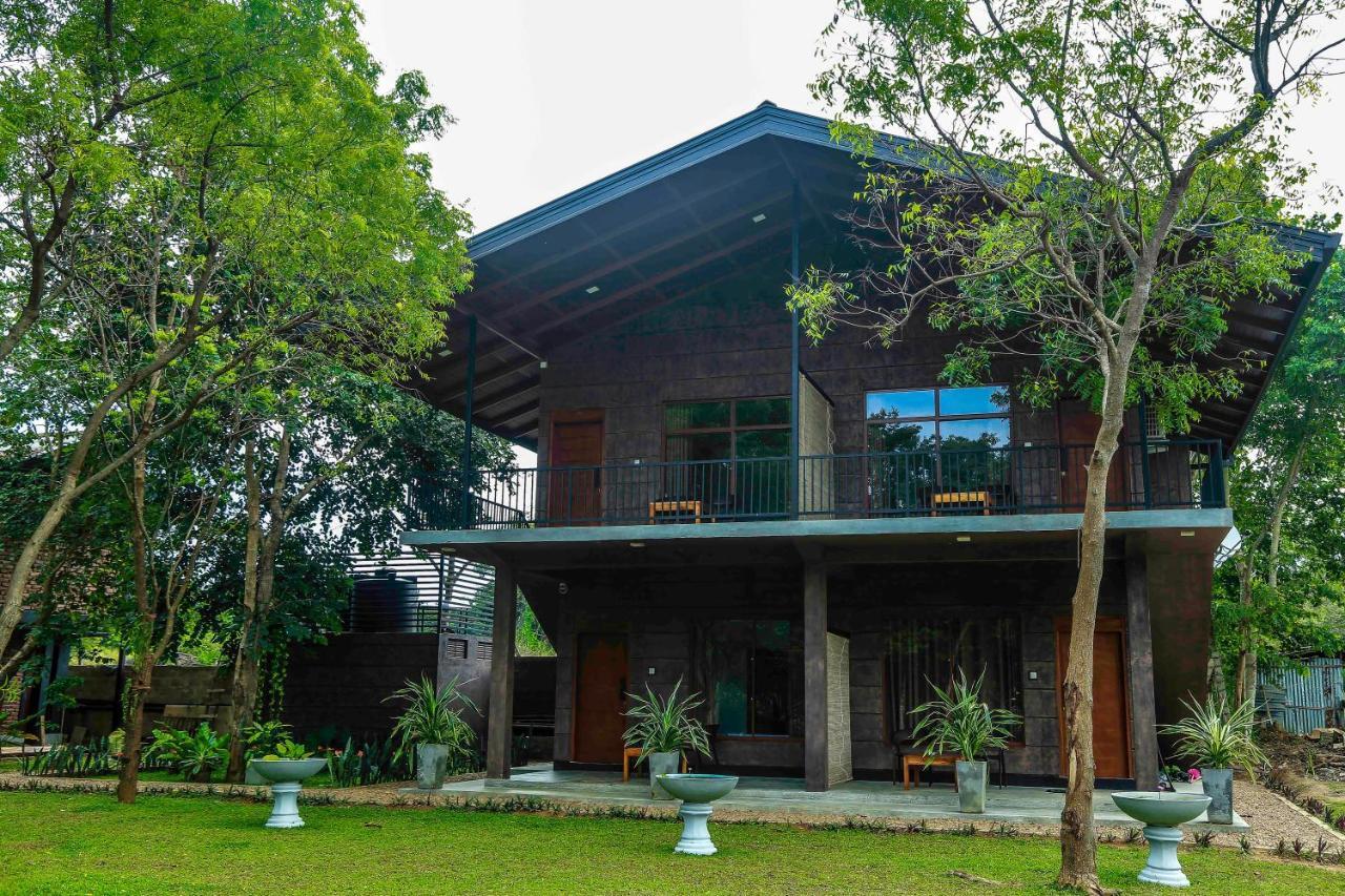 Doola River Edge Udawalawe Exterior photo